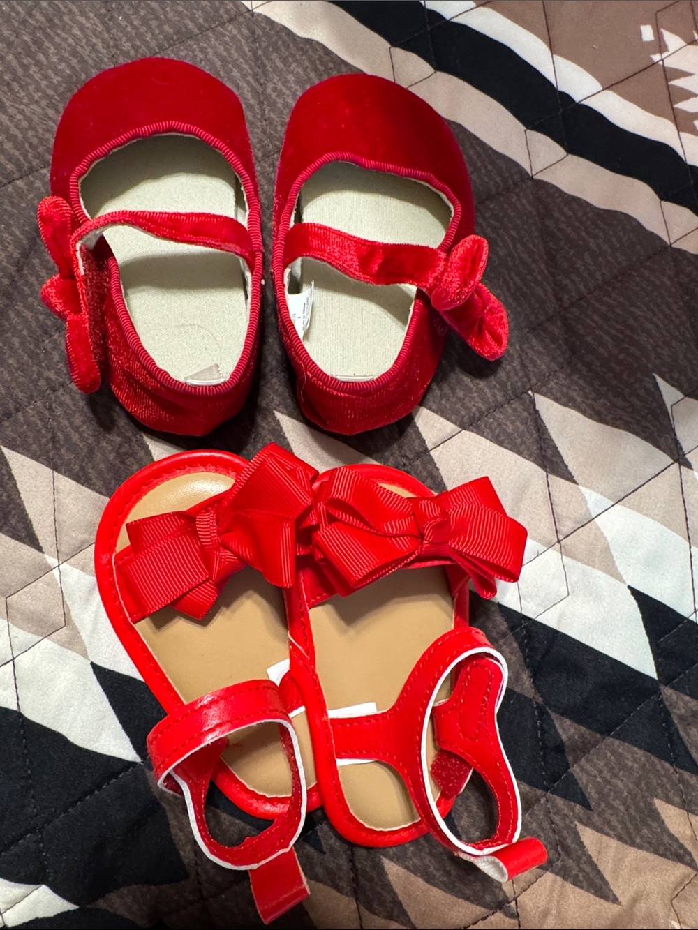 Red Girls' Bow Mary Jane & Sandal Set - Kids Shoes